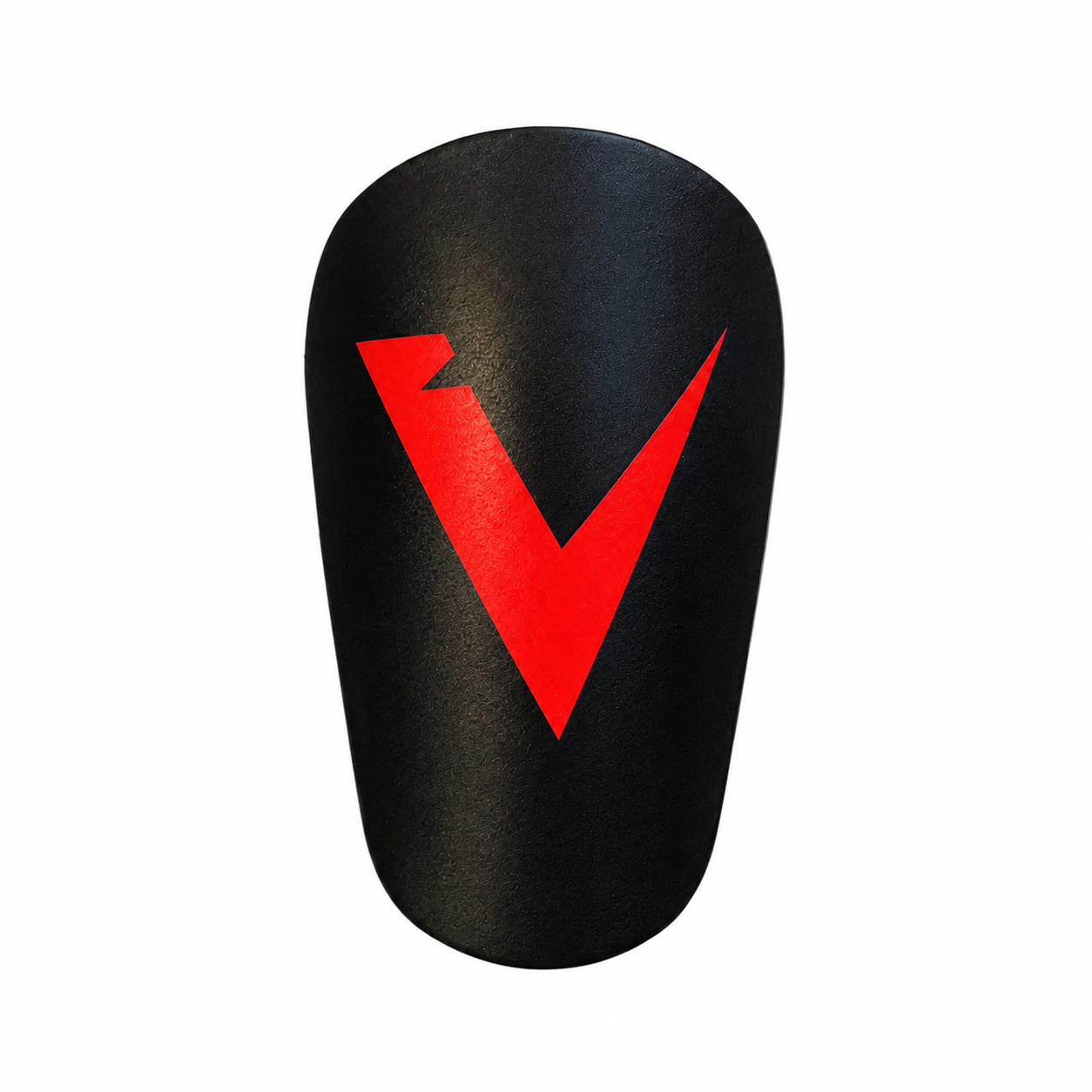 PowerPads Mini Leggbeskyttere i svart med rødt V-formet merke, vist alene mot hvit bakgrunn. Praktisk leggbeskytter for fotballspillere.